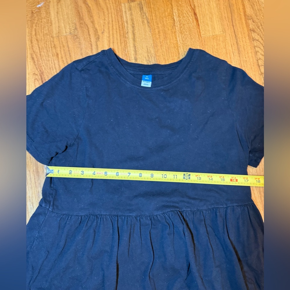 Old navy Black cotton tiered t-shirt dress - size M Tall - Picture 3 of 3